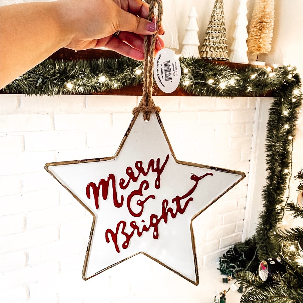 Rustic Christmas Sign Decor